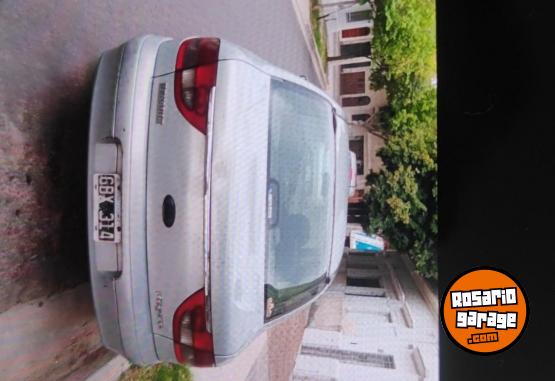 Autos - Renault TDI 1.9 2007 Diesel 111111Km - En Venta
