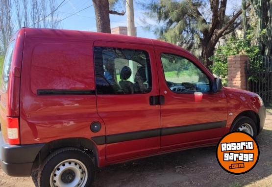 Utilitarios - Citroen Berlingo HDI 1.6 2020 Diesel 93000Km - En Venta