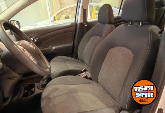 Autos - Nissan Versa 2015 Nafta 112000Km - En Venta