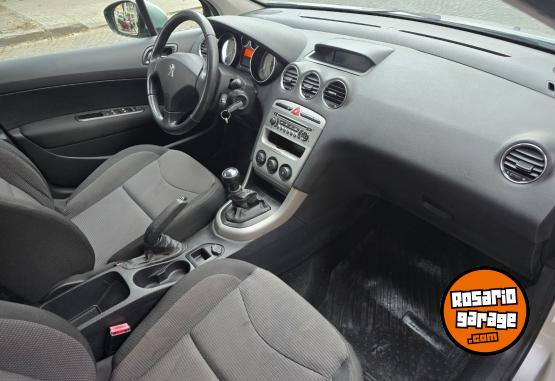 Autos - Peugeot 308 2014 Nafta 170000Km - En Venta