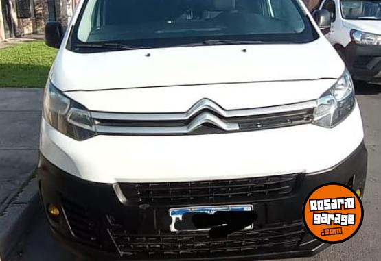 Utilitarios - Citroen Jumpy 2020 Diesel 250000Km - En Venta