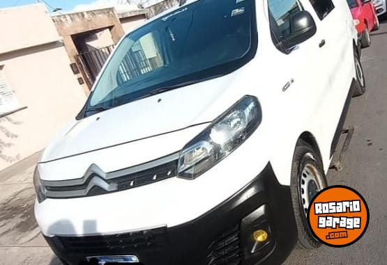 Utilitarios - Citroen Jumpy 2020 Diesel 250000Km - En Venta