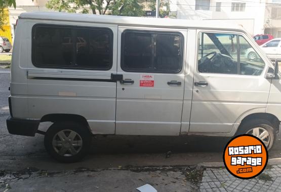 Utilitarios - Renault Trafic 1996 GNC 500000Km - En Venta