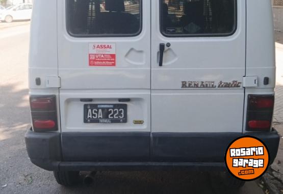 Utilitarios - Renault Trafic 1996 GNC 500000Km - En Venta