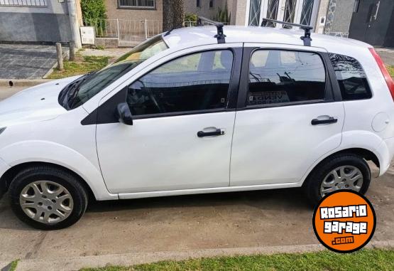 Autos - Ford Fiesta Ambiente 2012 Nafta 250000Km - En Venta