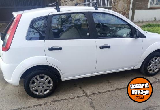Autos - Ford Fiesta Ambiente 2012 Nafta 250000Km - En Venta