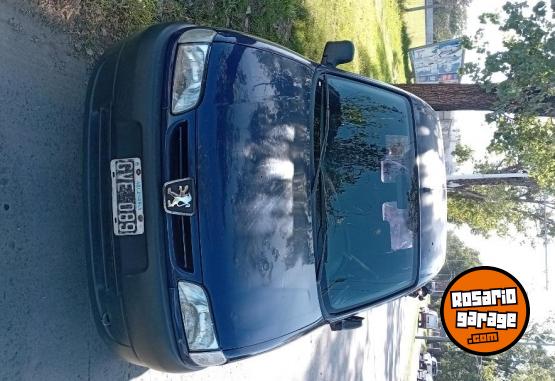 Utilitarios - Peugeot Partner 2008 Diesel 250000Km - En Venta