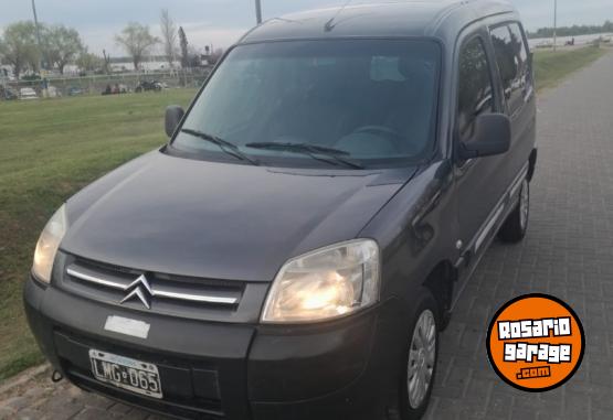 Utilitarios - Citroen Berlingo hdi 2012 Diesel 1000Km - En Venta
