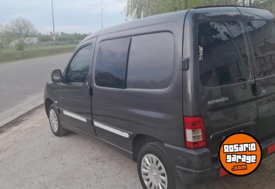 Utilitarios - Citroen Berlingo hdi 2012 Diesel 1000Km - En Venta