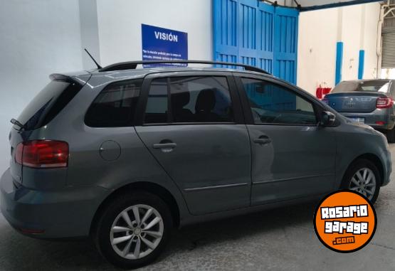 Autos - Volkswagen SURAN TRENDLINE 2015 Nafta 165120Km - En Venta