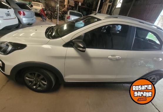 Autos - Ford KA FREE STYLE 2020 Nafta 140000Km - En Venta