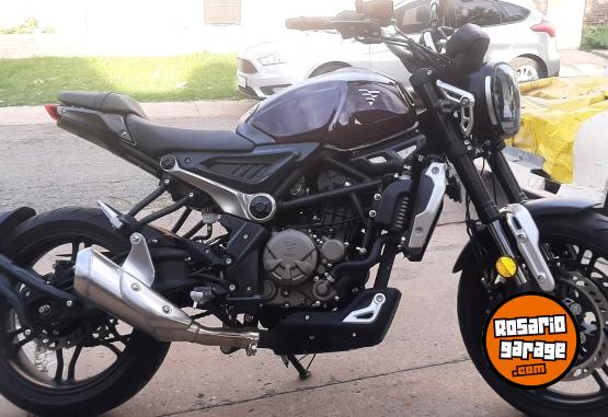 Motos - Voge Ac 300 2024 Nafta 1470Km - En Venta