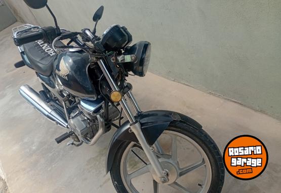 Motos - Honda storm 2012 Nafta 111111Km - En Venta