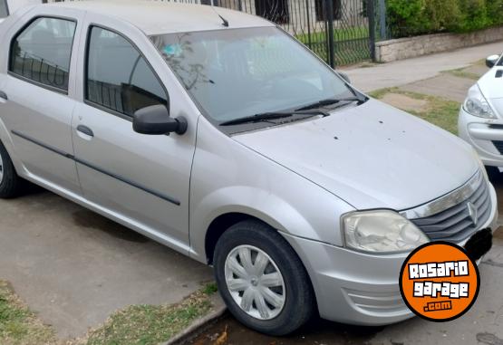 Autos - Renault LOGAN 1.6 8V 4 PUERTAS 2013 GNC 178000Km - En Venta