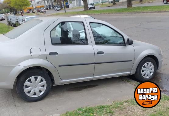 Autos - Renault LOGAN 1.6 8V 4 PUERTAS 2013 GNC 178000Km - En Venta