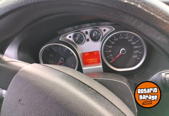 Autos - Ford Focus 2013 Nafta 174000Km - En Venta