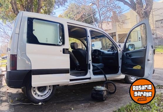 Utilitarios - Citroen Berlingo 2010 Diesel 215000Km - En Venta