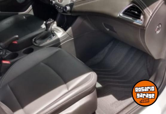 Autos - Chevrolet Cruze LT 2023 Nafta 77000Km - En Venta