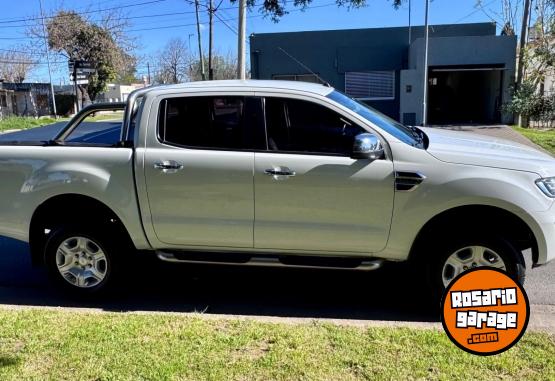 Camionetas - Ford Xlt 3x2 2018 Diesel 160000Km - En Venta