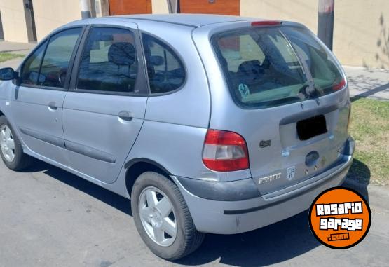Autos - Renault SCENIC 1.6 RXT 2005 Nafta 210000Km - En Venta