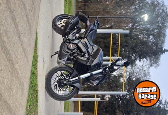 Motos - Bajaj Dominar 400 Tuorer 2025 Nafta 7300Km - En Venta