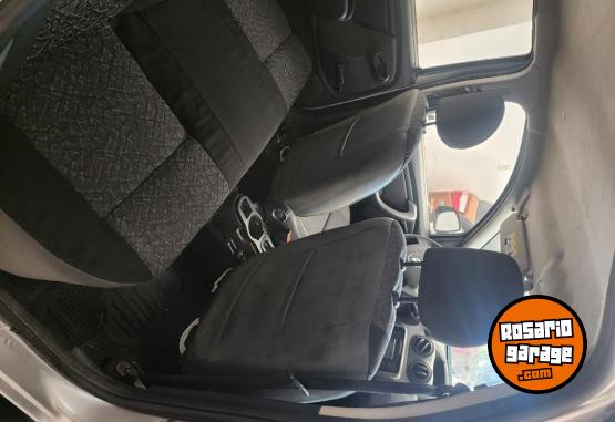 Autos - Renault Duster 2011 GNC 143000Km - En Venta