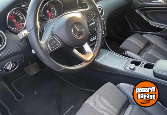 Autos - Mercedes Benz A200 2018 Nafta 70000Km - En Venta