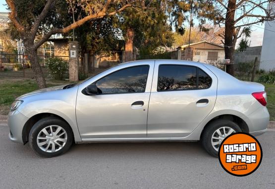 Autos - Renault logan 2018 Nafta 94000Km - En Venta