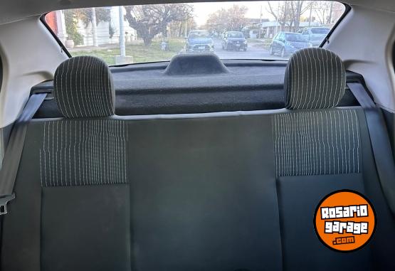 Autos - Renault logan 2018 Nafta 94000Km - En Venta