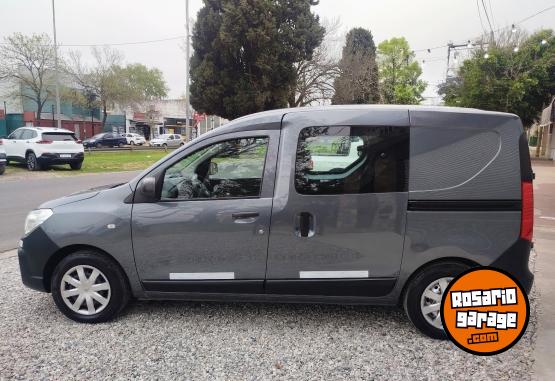 Utilitarios - Renault KANGOO 2018 GNC 140000Km - En Venta