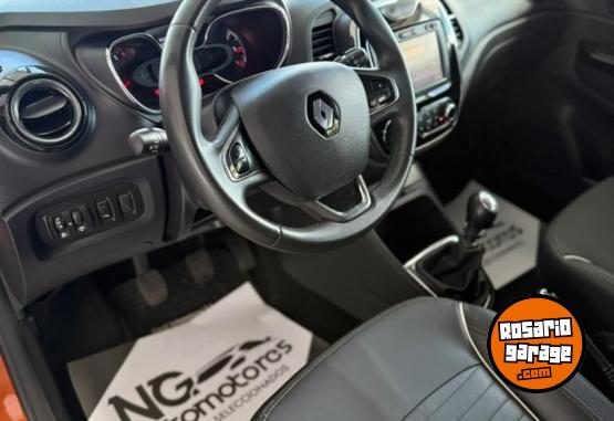 Autos - Renault Captur Intens 2019 Nafta 85000Km - En Venta