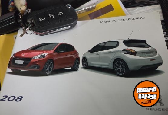 Autos - Peugeot 208 allure 1.6 + nav 2017 Nafta 105000Km - En Venta