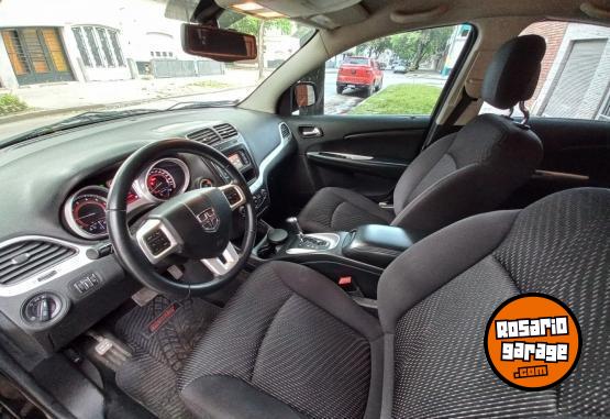 Camionetas - Dodge Journey 2012 Nafta 111500Km - En Venta