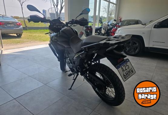 Motos - Corven Triax 250 2025 Nafta 3500Km - En Venta