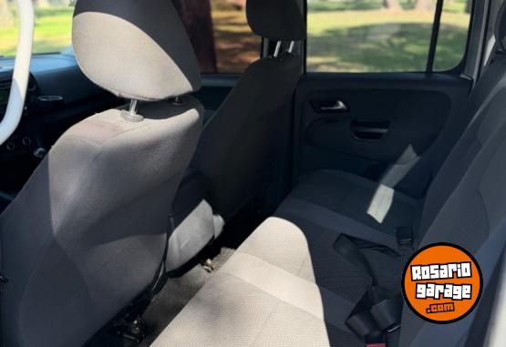 Camionetas - Volkswagen Amarok trendline 2016 Diesel 233000Km - En Venta