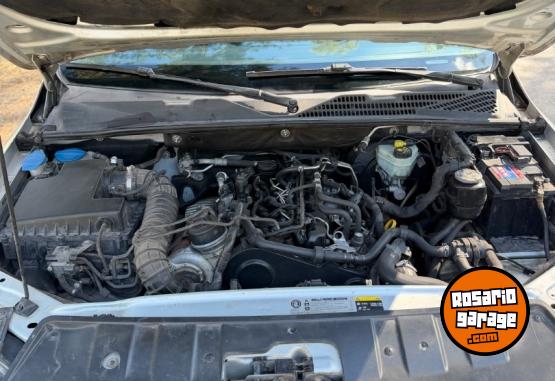 Camionetas - Volkswagen Amarok trendline 2016 Diesel 233000Km - En Venta