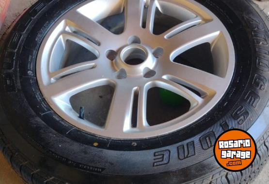 Accesorios para Autos - Nueva sin rodar - En Venta