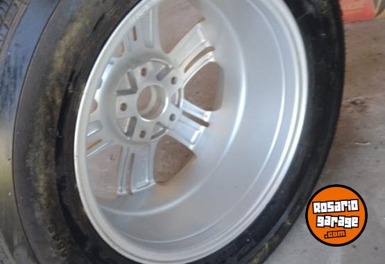 Accesorios para Autos - Nueva sin rodar - En Venta