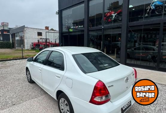 Autos - Toyota ETIOS 1.5 XS GNC 2017 GNC 119000Km - En Venta