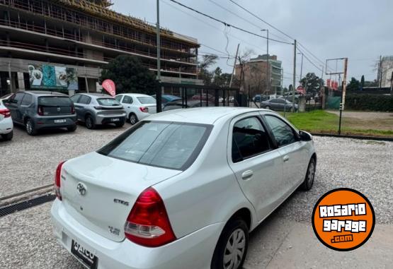 Autos - Toyota ETIOS 1.5 XS GNC 2017 GNC 119000Km - En Venta