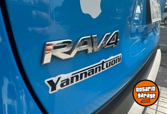 Autos - Toyota rav limited hibrida 4x2 2019 Electrico / Hibrido 75000Km - En Venta
