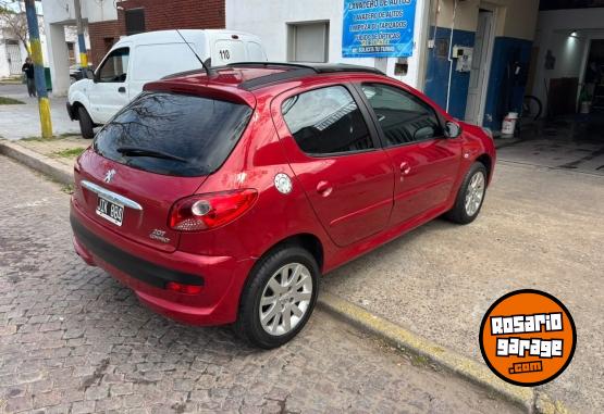 Autos - Peugeot 207 XT 1.6 NAFTA 2010 Nafta 86000Km - En Venta