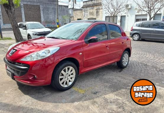 Autos - Peugeot 207 XT 1.6 NAFTA 2010 Nafta 86000Km - En Venta