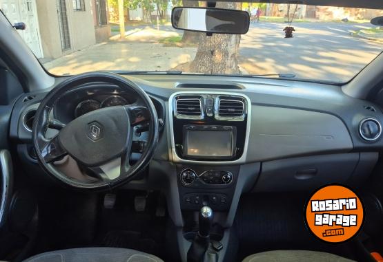 Autos - Renault Logan 16v 1.6 2016 GNC 294000Km - En Venta