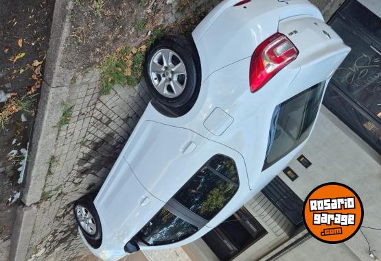 Autos - Renault Logan 16v 1.6 2016 GNC 294000Km - En Venta