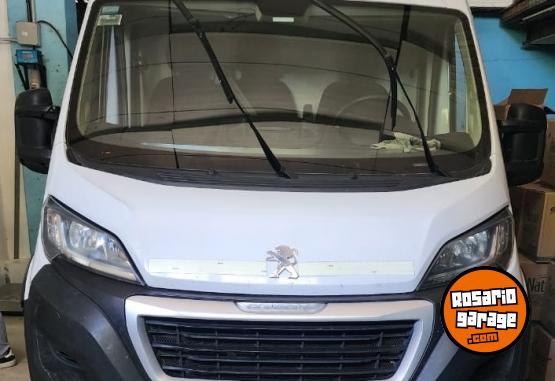 Utilitarios - Peugeot BOXER 2.2 HDI PREMIUN M 2022 Diesel 145000Km - En Venta