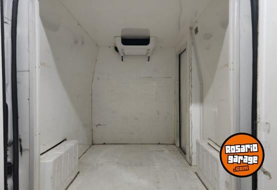 Utilitarios - Peugeot BOXER 2.2 HDI PREMIUN M 2022 Diesel 145000Km - En Venta