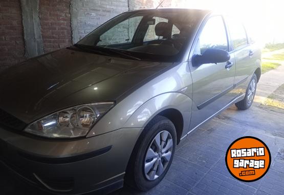 Autos - Ford Focus 2006 Nafta 198000Km - En Venta