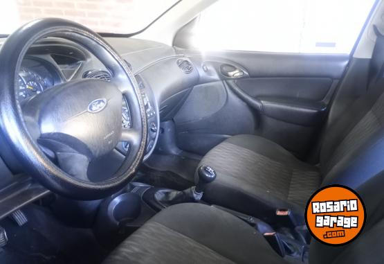 Autos - Ford Focus 2006 Nafta 198000Km - En Venta