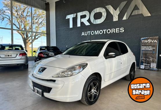 Autos - Peugeot PEUGEOT 207 1.4 COMPACT A 2014 Nafta 97880Km - En Venta